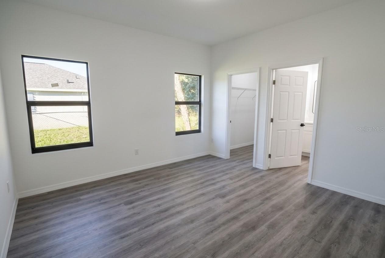 Single Family Residence at 6531 DALEWOOD CIR, NORTH PORT, photo 7 of 10