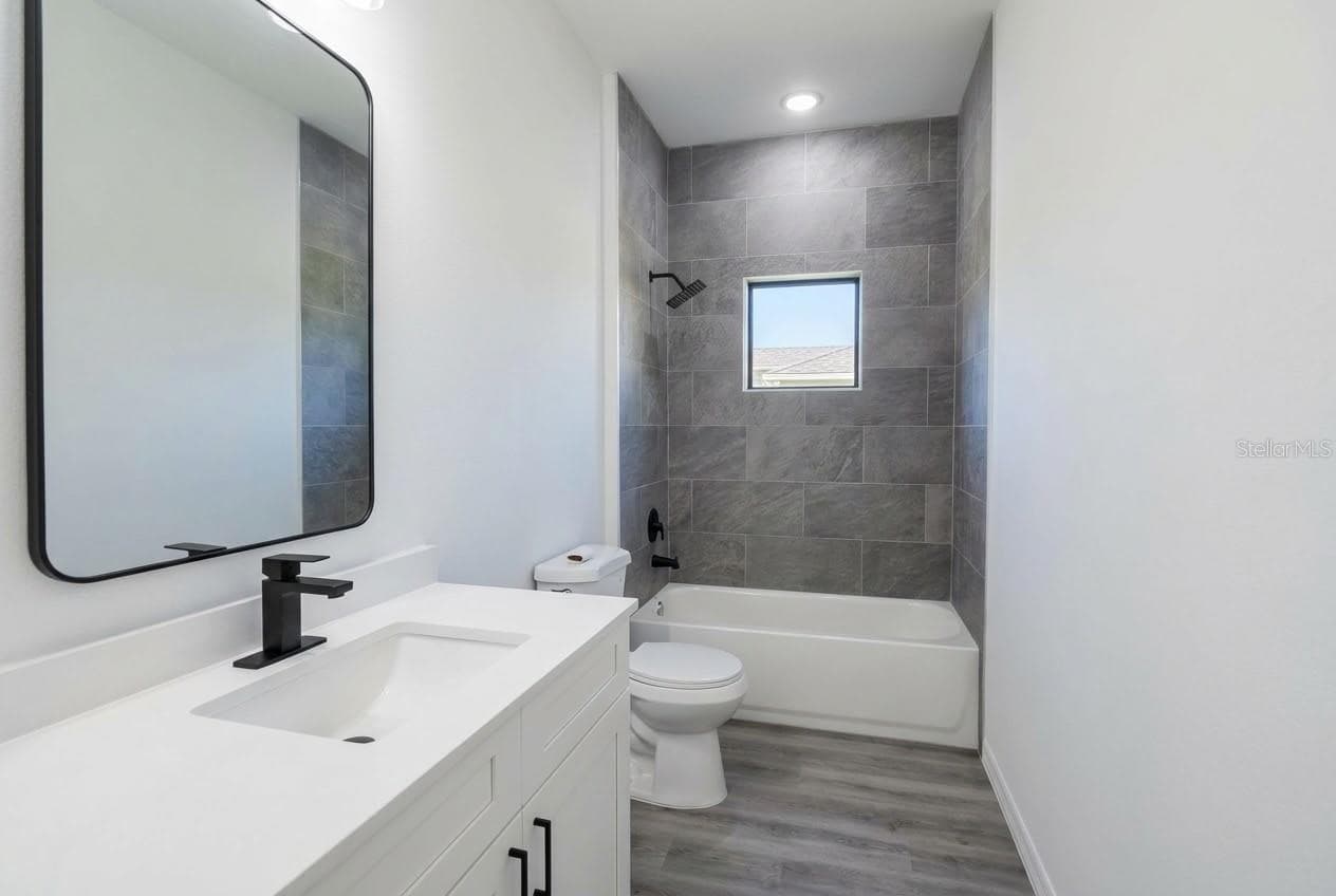 Single Family Residence at 6531 DALEWOOD CIR, NORTH PORT, photo 10 of 10