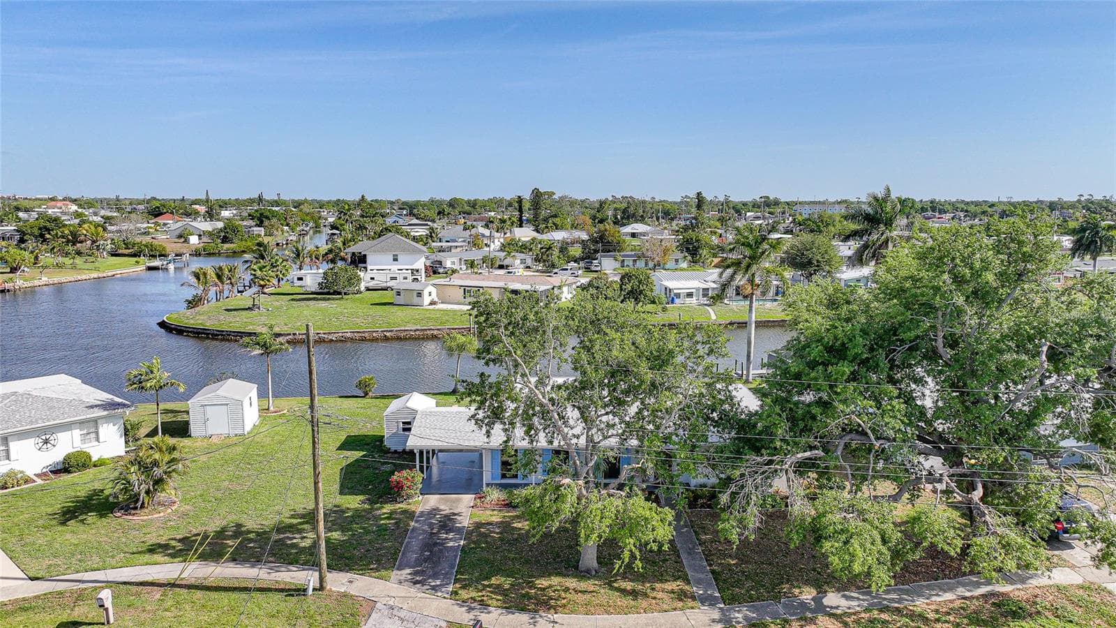 Single Family Residence at 381 WEBER TER, PORT CHARLOTTE, photo 39 of 46