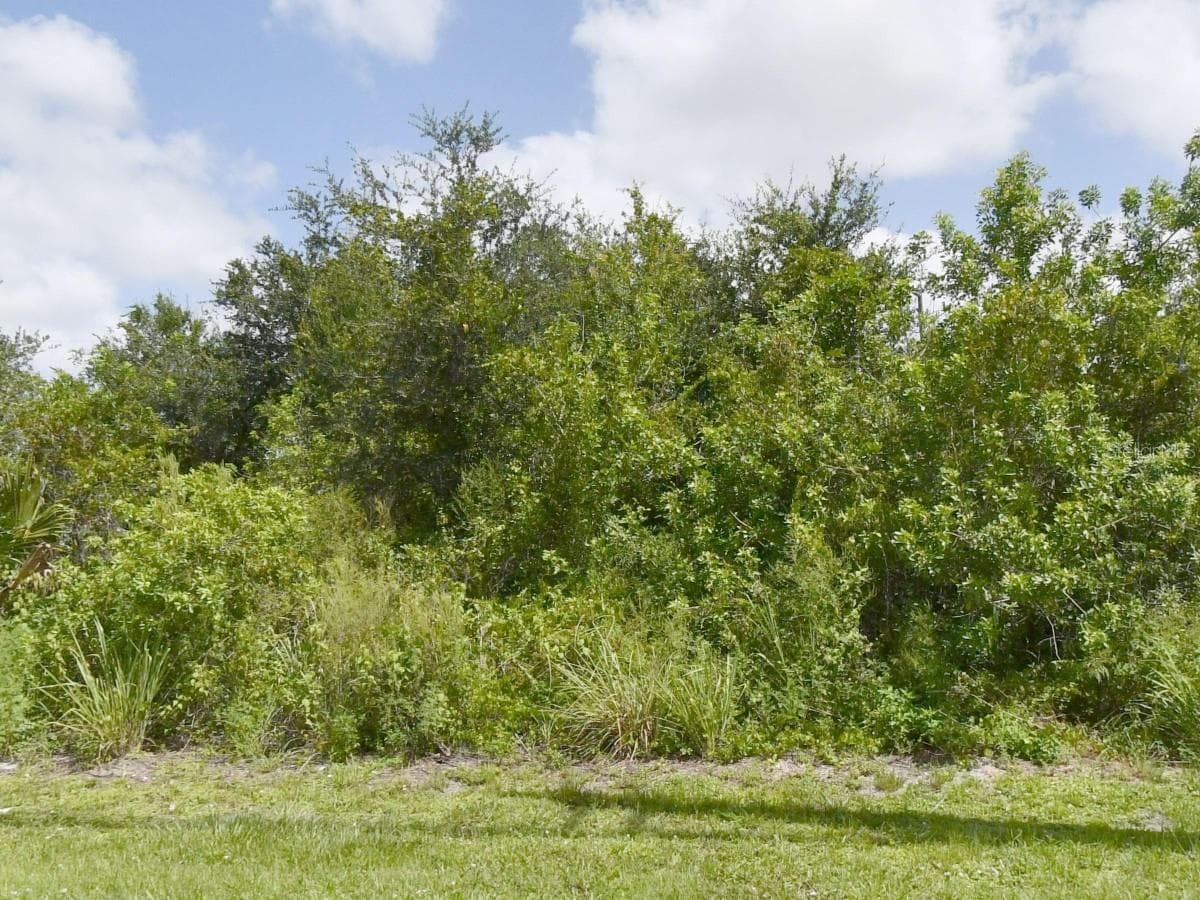 317 SW BECKER RD - 315/317 SW BECKER RD, PORT ST LUCIE