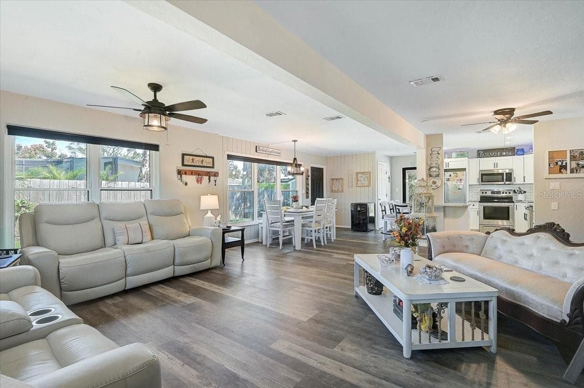 Single Family Residence at 3103 BROWNING ST, SARASOTA, photo 6 of 35