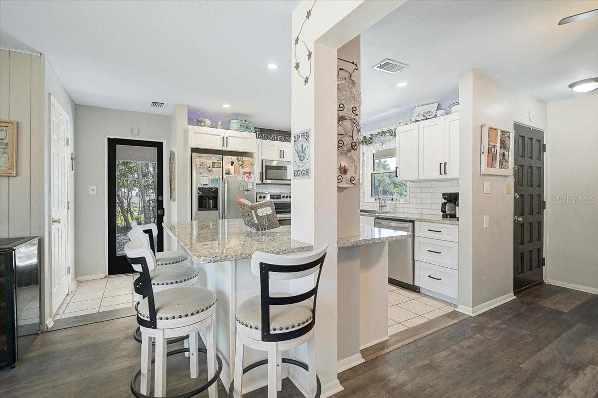Single Family Residence at 3103 BROWNING ST, SARASOTA, photo 10 of 35