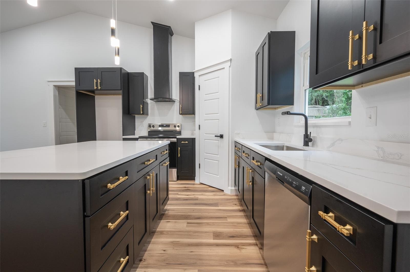 Single Family Residence at 26567 SW 4TH AVE, NEWBERRY, photo 9 of 23