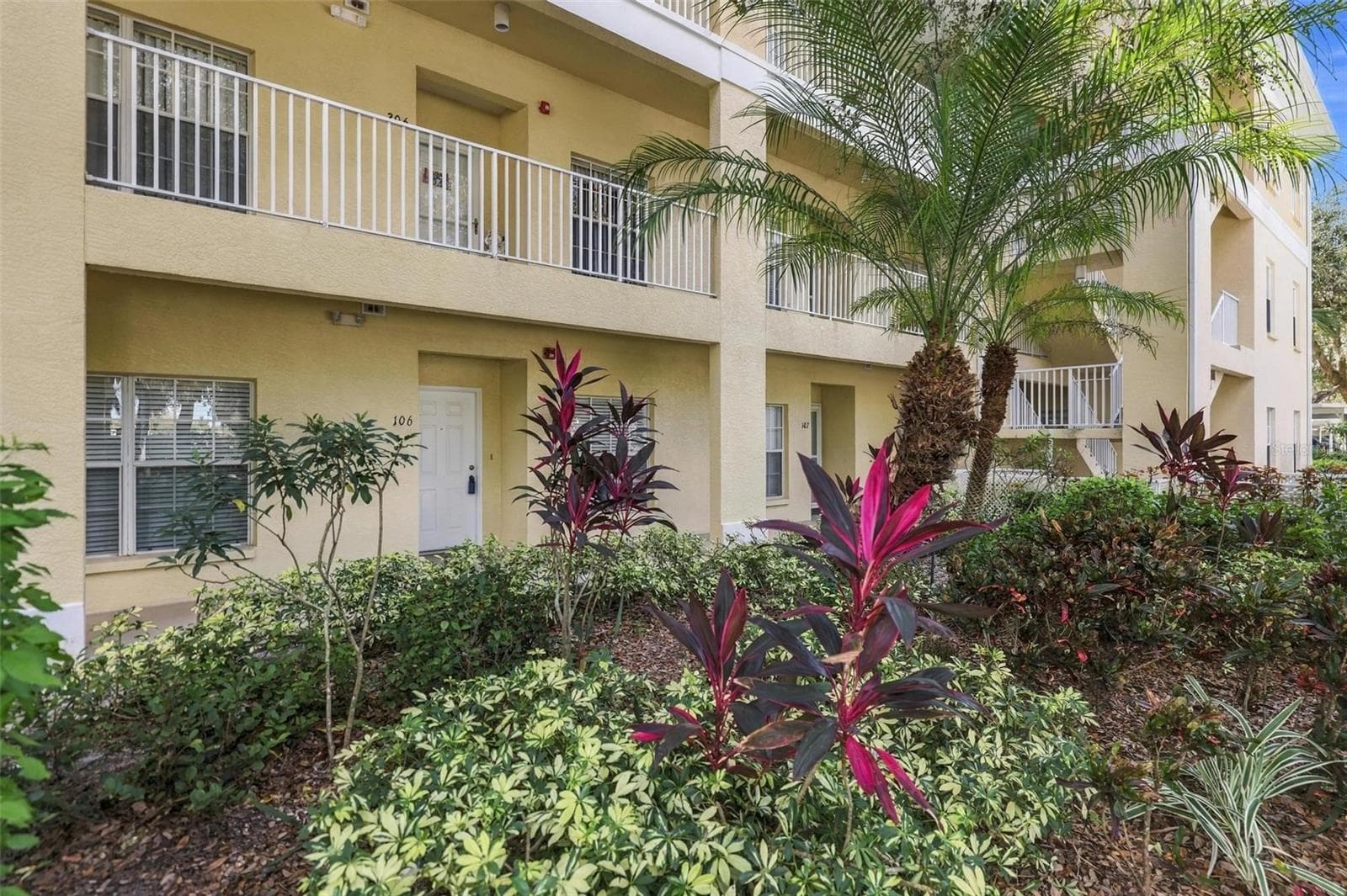 Condominium at 19345 WATER OAK DR #106, PORT CHARLOTTE, photo 10 of 54