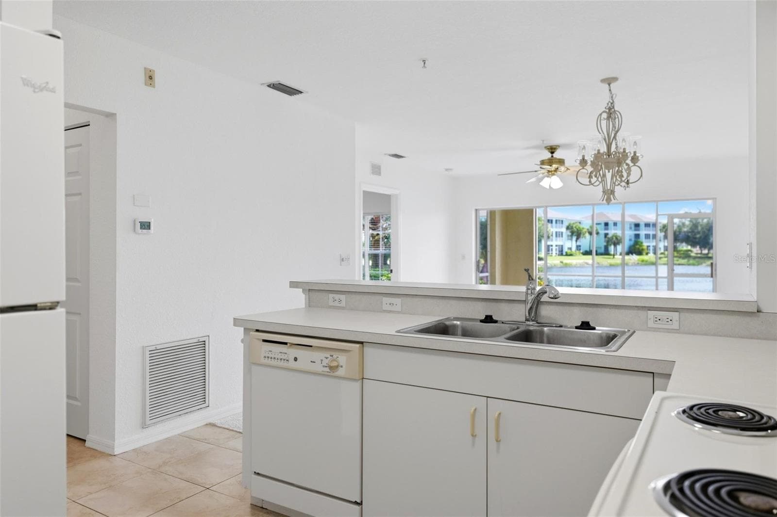 Condominium at 19345 WATER OAK DR #106, PORT CHARLOTTE, photo 21 of 54