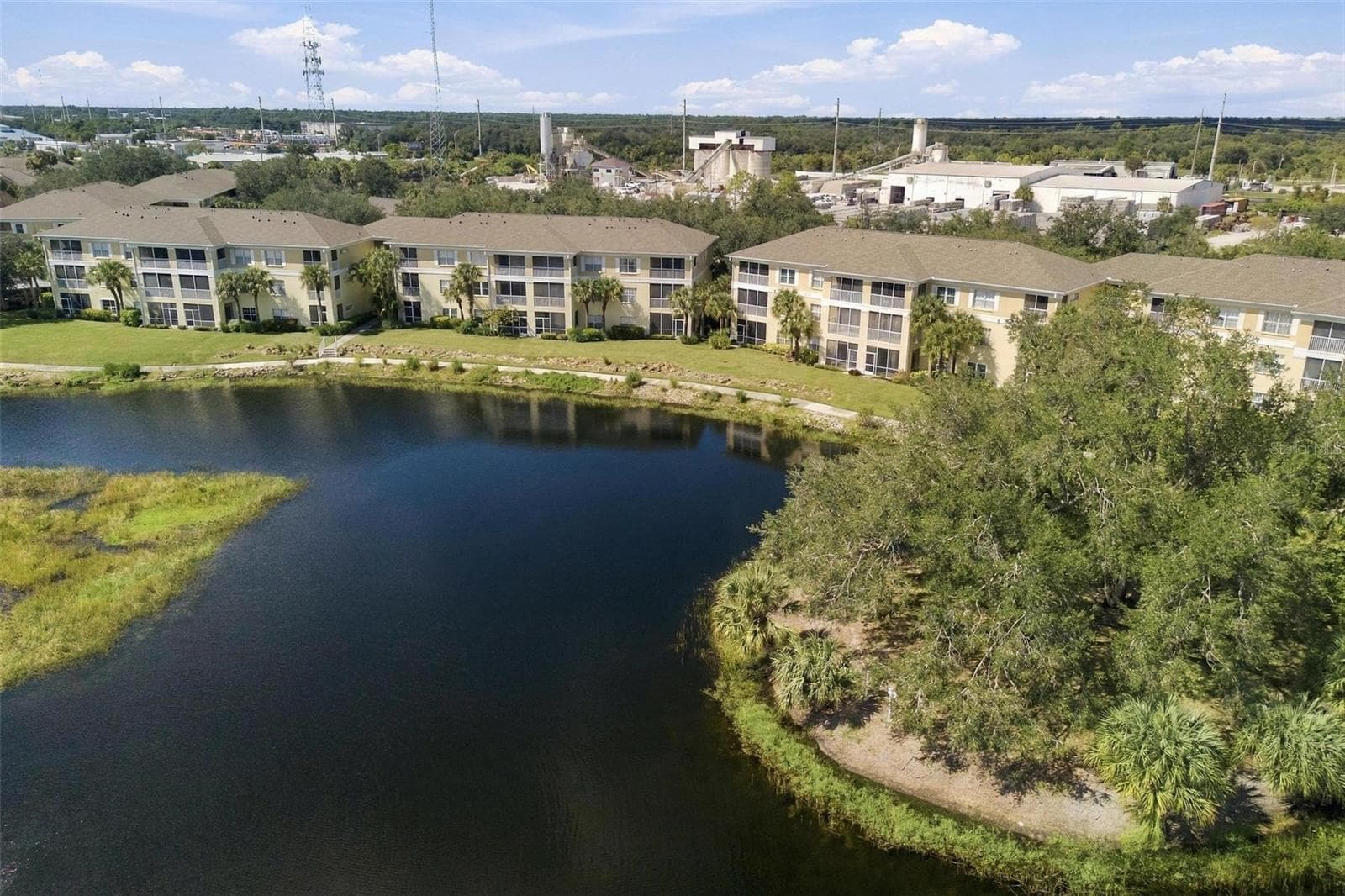 Condominium at 19345 WATER OAK DR #106, PORT CHARLOTTE, photo 41 of 54