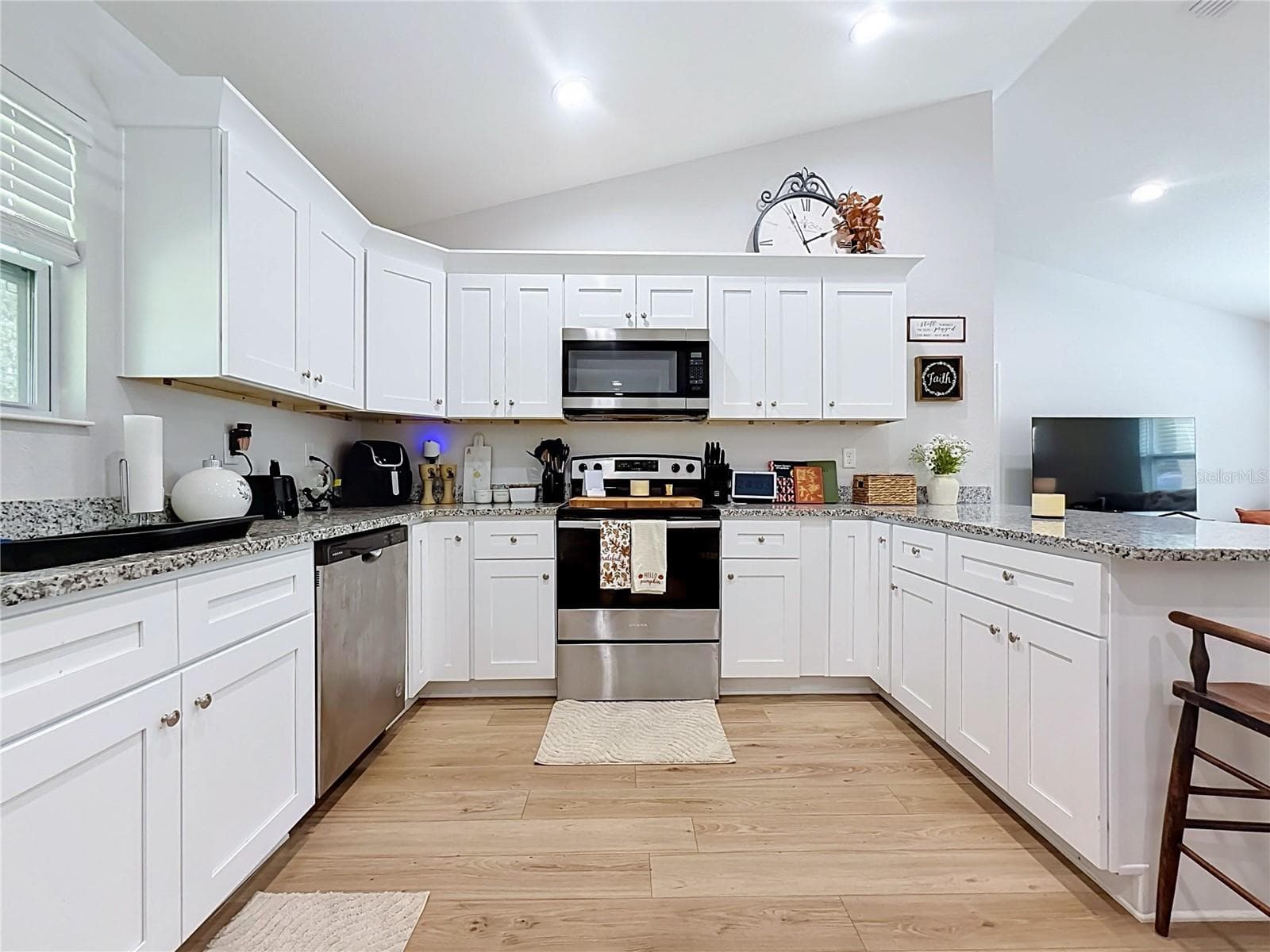 Single Family Residence at 22787 SW BEACH BLVD, DUNNELLON, photo 9 of 56