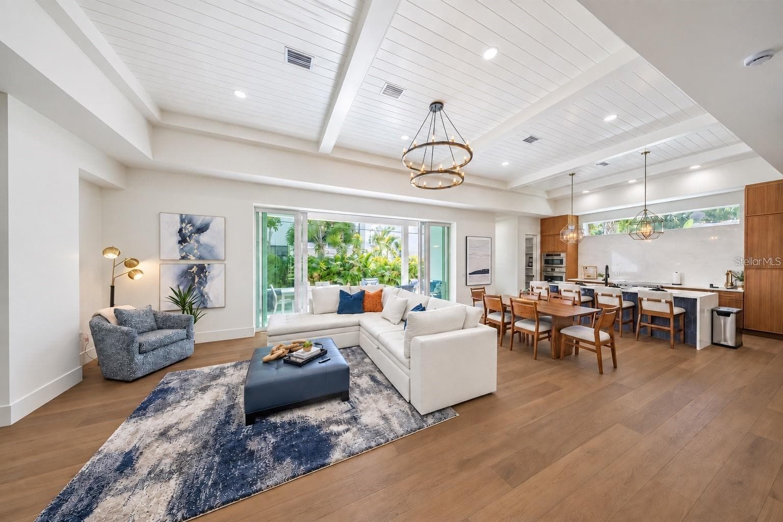 Single Family Residence at 2420 FLOYD ST, SARASOTA, photo 2 of 76