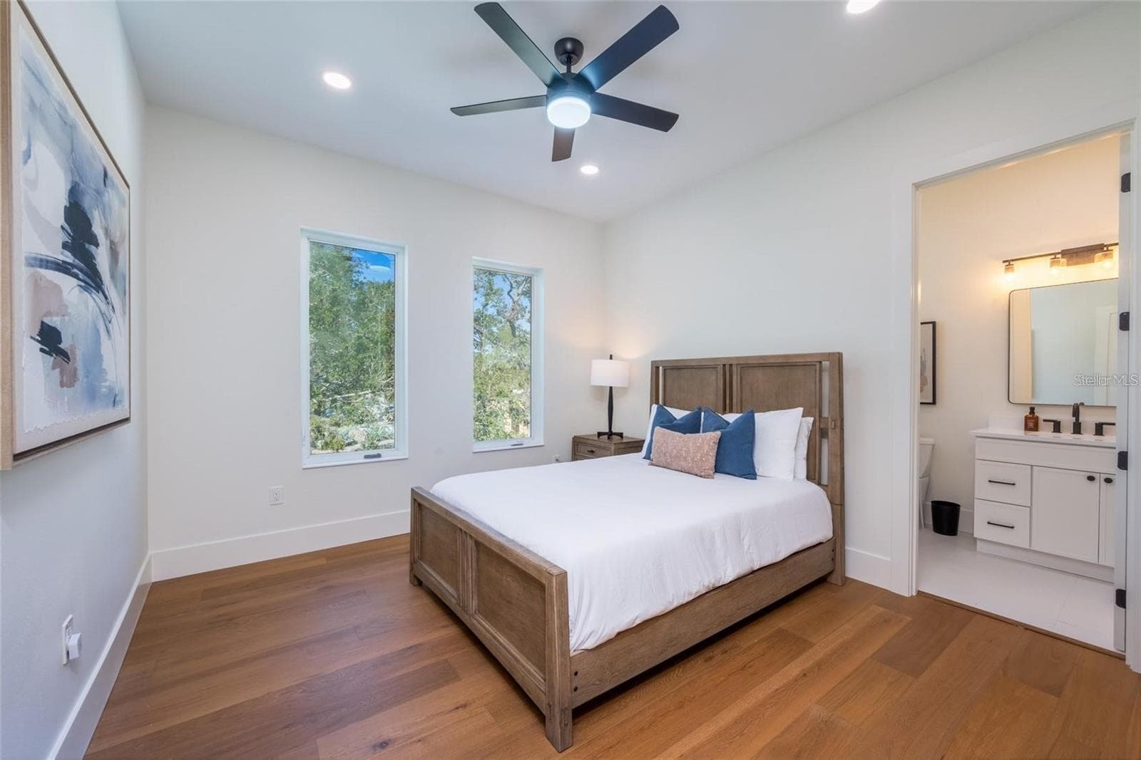 Guest bedroom - 2420 FLOYD ST, SARASOTA