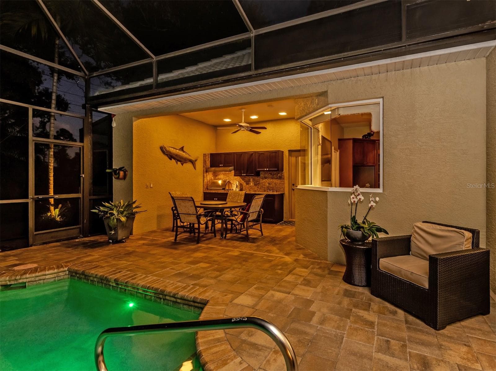 Single Family Residence at 444 TREMINGHAM WAY, VENICE, photo 20 of 105