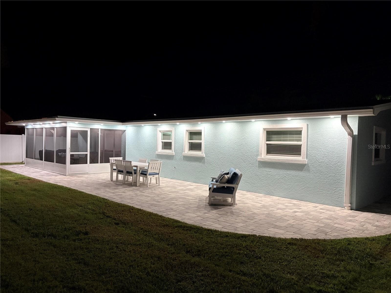 Single Family Residence at 785 SAN SALVADOR DR, DUNEDIN, photo 3 of 8