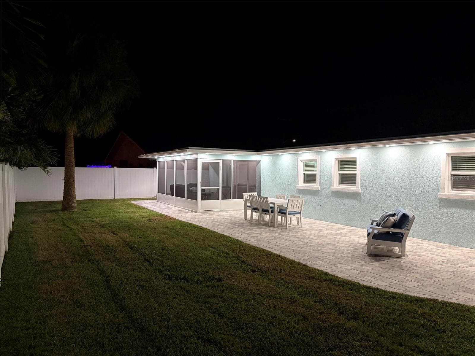 Single Family Residence at 785 SAN SALVADOR DR, DUNEDIN, photo 4 of 8