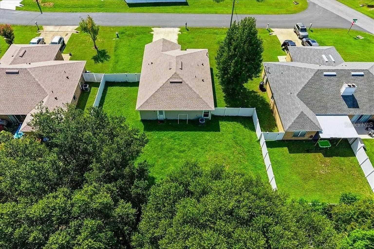 Single Family Residence at 3 LOUVET LN, PALM COAST, photo 37 of 95