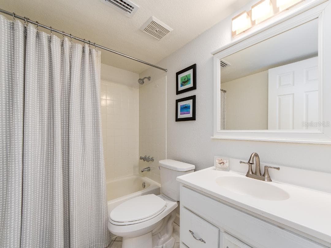 Condominium at 205 DOLPHIN PT #6, CLEARWATER, photo 22 of 31