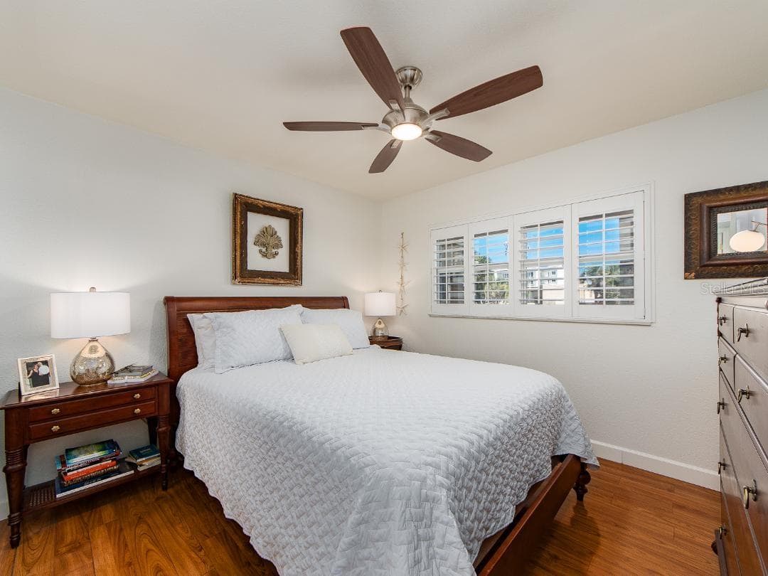 Guest Bedroom - 205 DOLPHIN PT #6, CLEARWATER