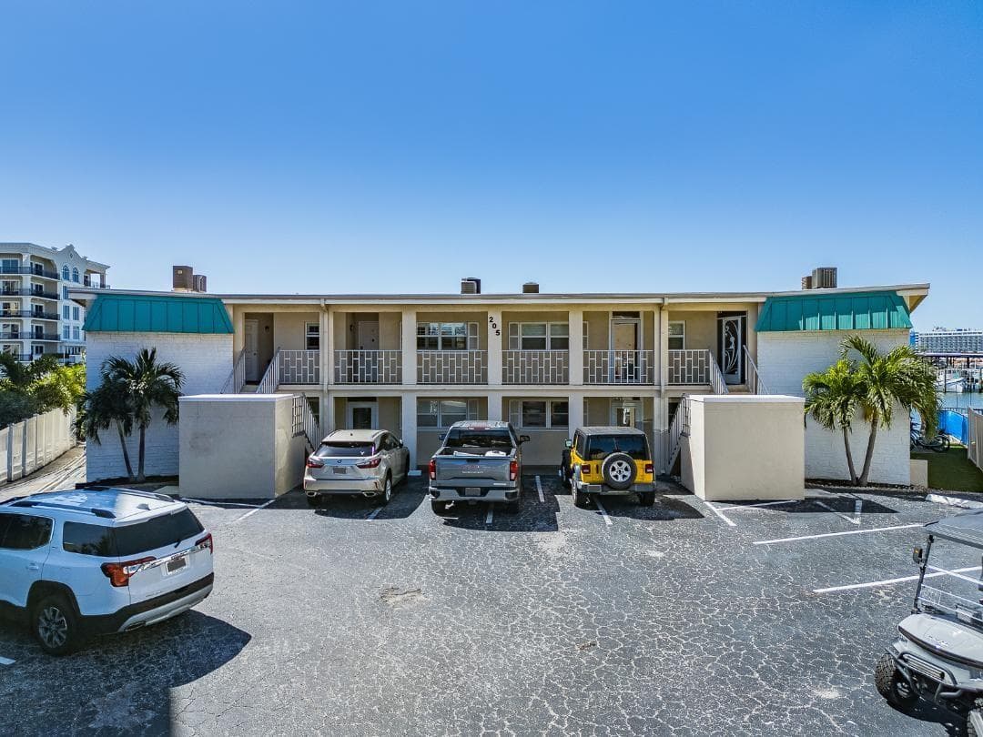 Condominium at 205 DOLPHIN PT #6, CLEARWATER, photo 30 of 31