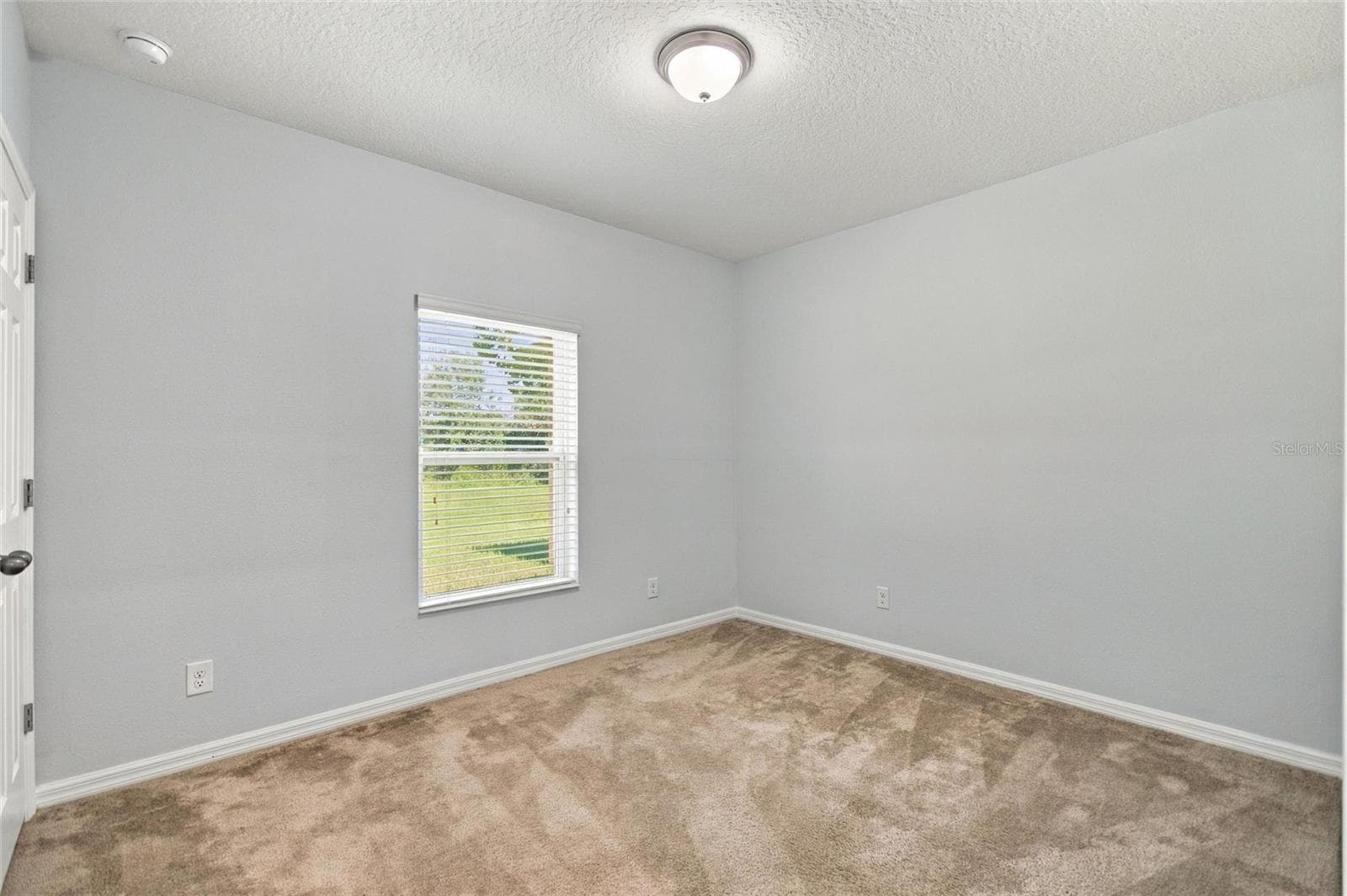 Single Family Residence at 625 OGELTHORPE DR, DAVENPORT, photo 29 of 43