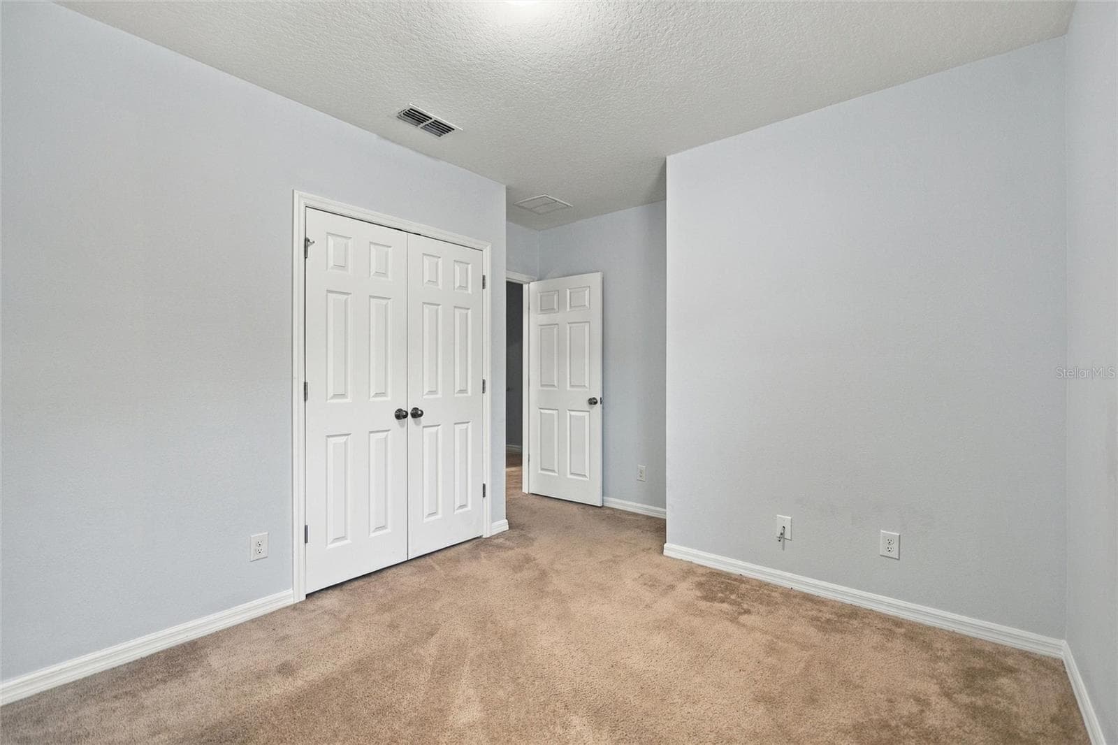 Single Family Residence at 625 OGELTHORPE DR, DAVENPORT, photo 32 of 43