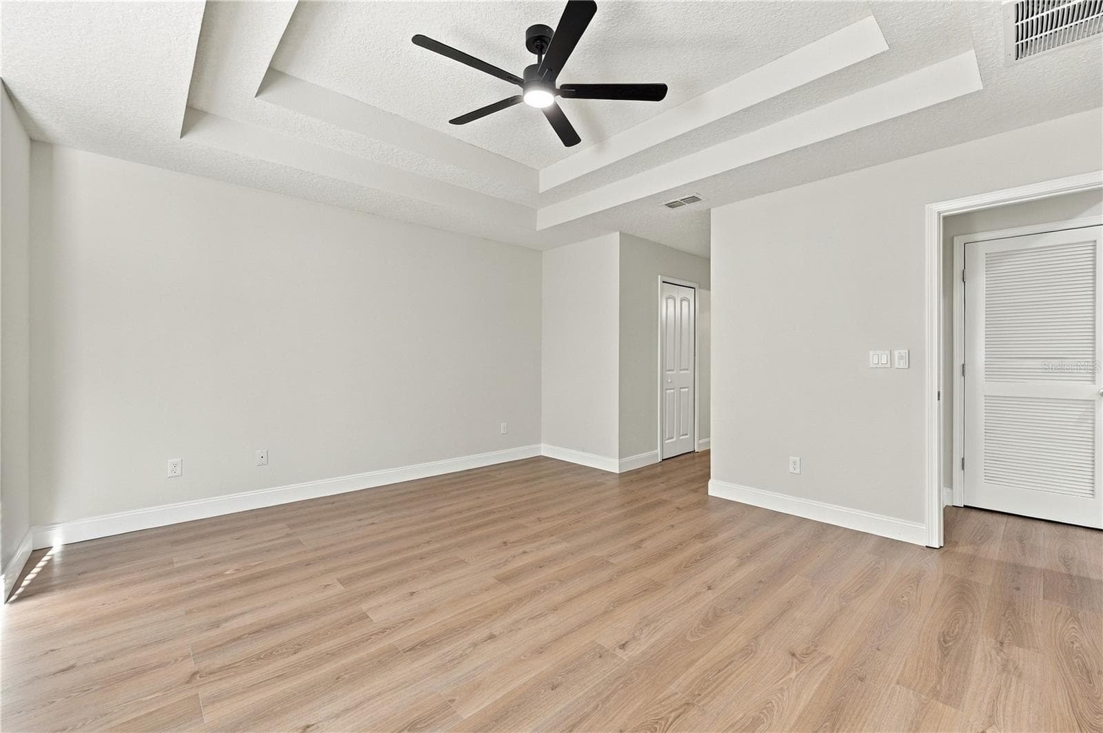 Single Family Residence at 466 W NEW ENGLAND DR, ELKTON, photo 16 of 34