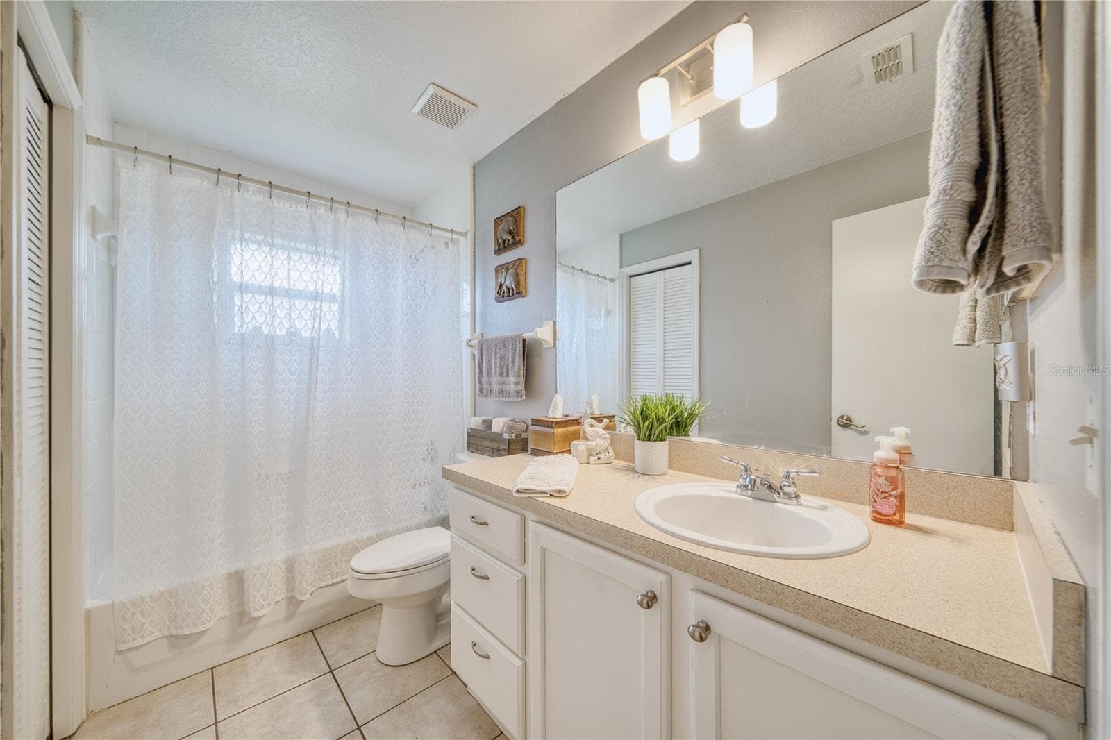 Single Family Residence at 2234 SUMMER RAYE CT, ST CLOUD, photo 11 of 40