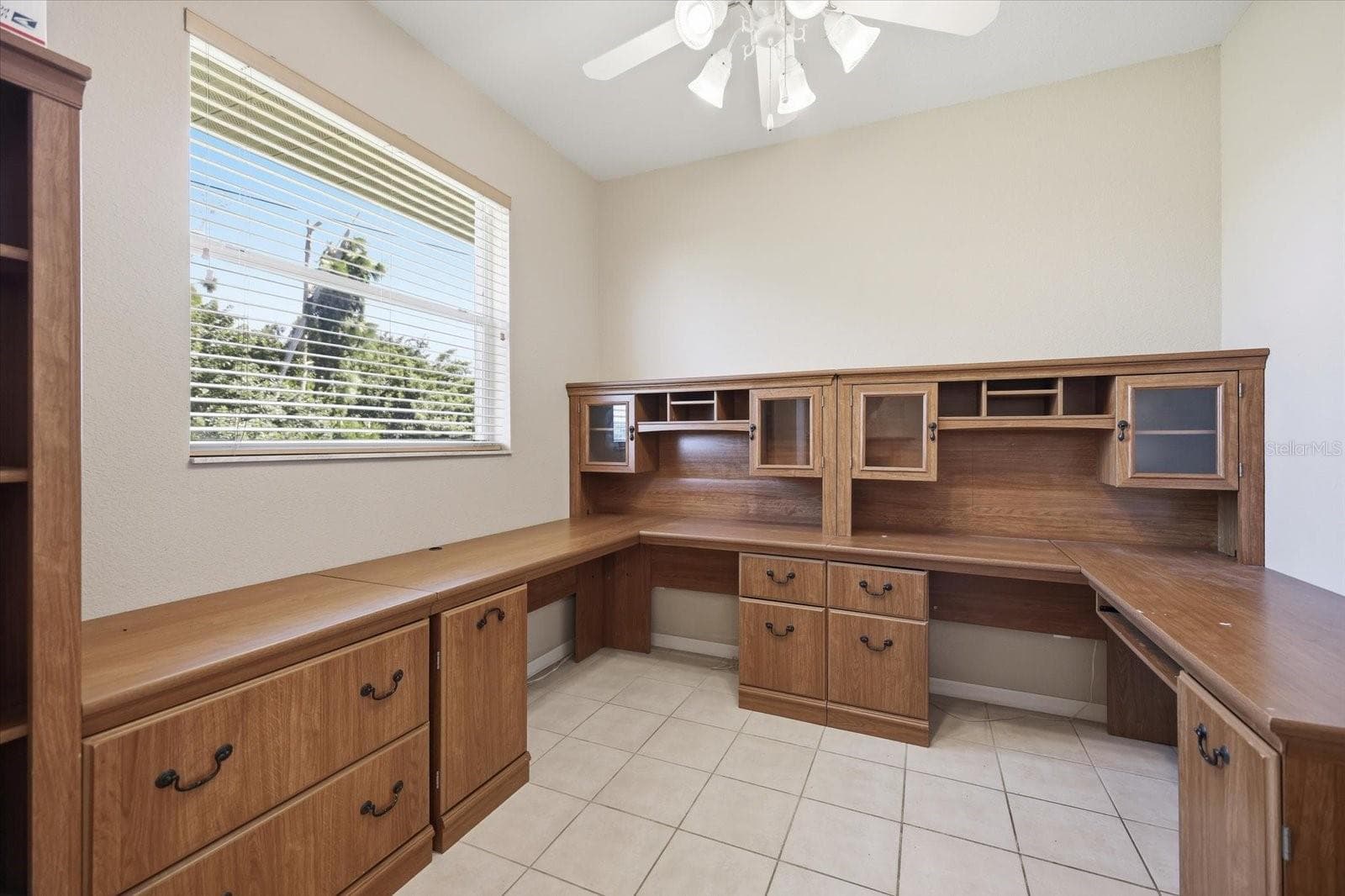 office - 9348 SAN BERNANDINO AVE, ENGLEWOOD