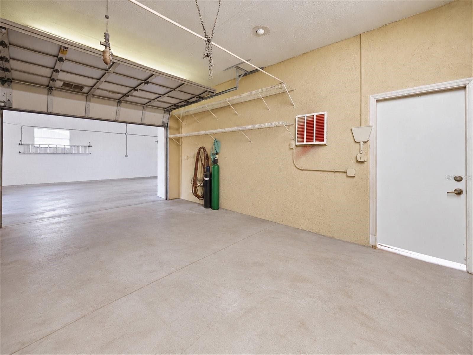 garage, virtually decluttered - 9348 SAN BERNANDINO AVE, ENGLEWOOD