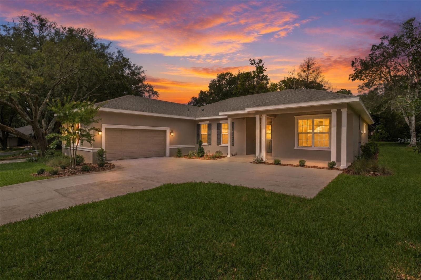 Single Family Residence at 3030 W BERMUDA DUNES DR, LECANTO, photo 4 of 64