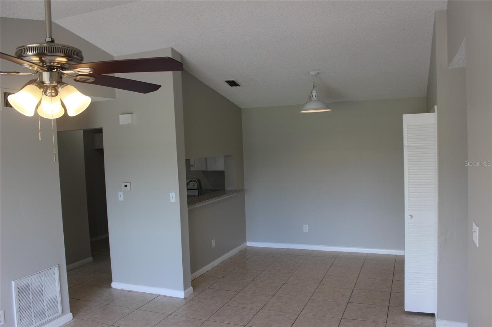 Condominium at 5231 VIA HACIENDA CIR #B218, ORLANDO, photo 5 of 24