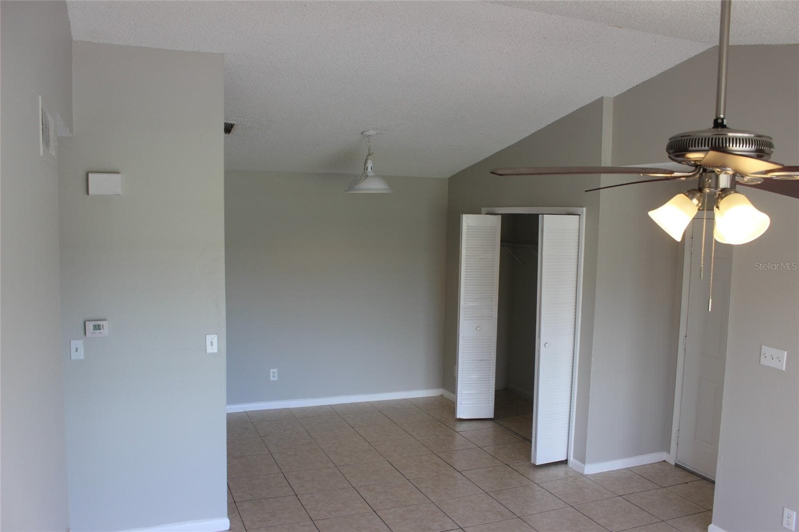 Condominium at 5231 VIA HACIENDA CIR #B218, ORLANDO, photo 6 of 24
