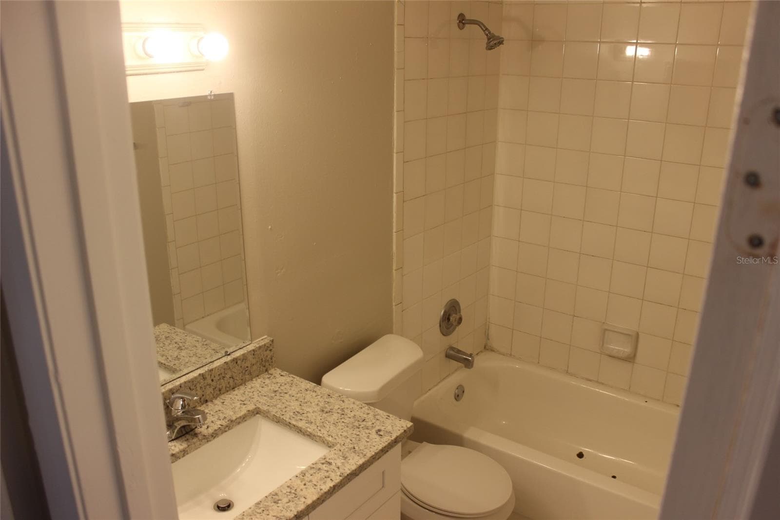 Condominium at 5231 VIA HACIENDA CIR #B218, ORLANDO, photo 20 of 24