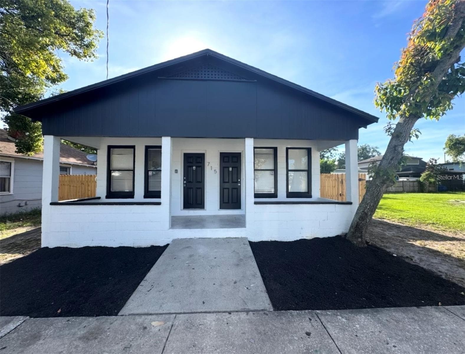 715 JERNIGAN AVE