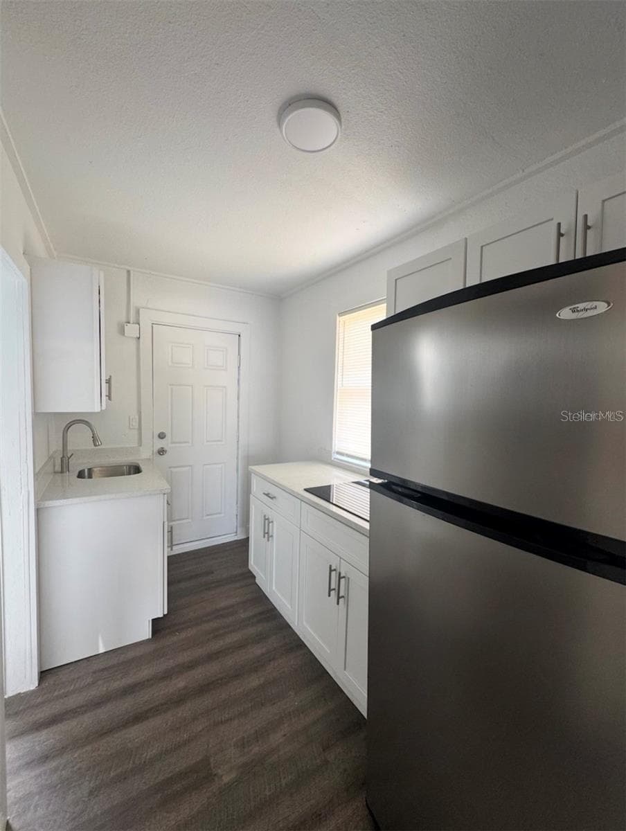 Single Family Residence at 715 JERNIGAN AVE, ORLANDO, photo 6 of 10