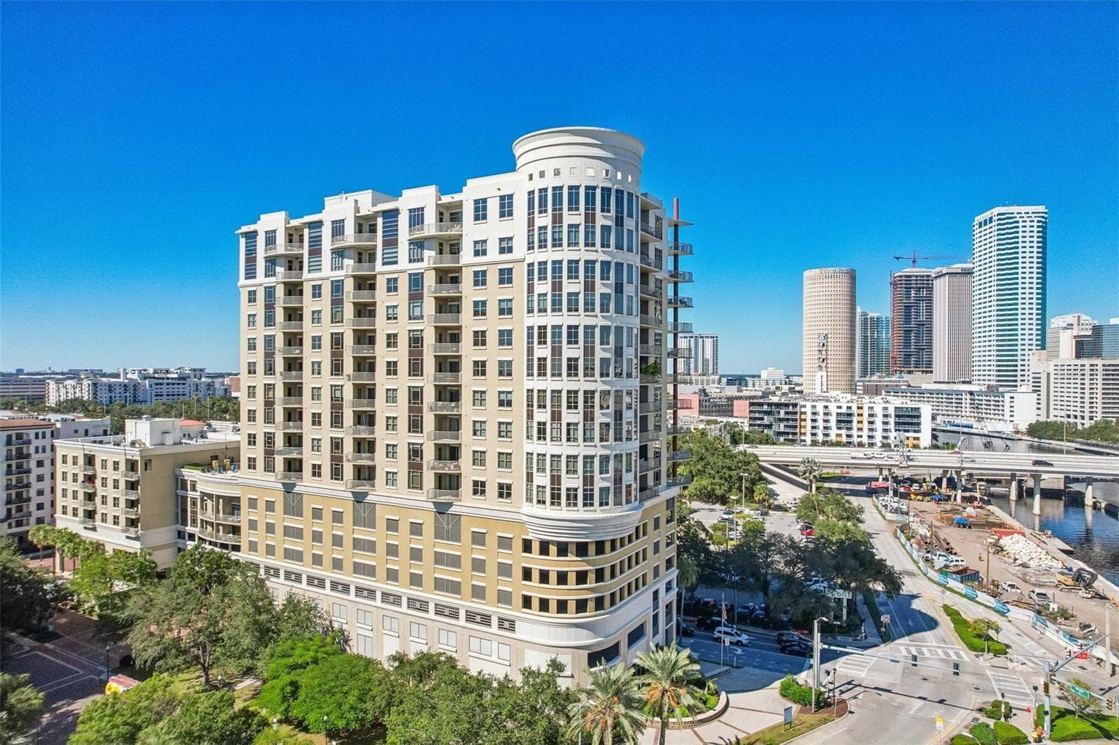 275 BAYSHORE BLVD #1204