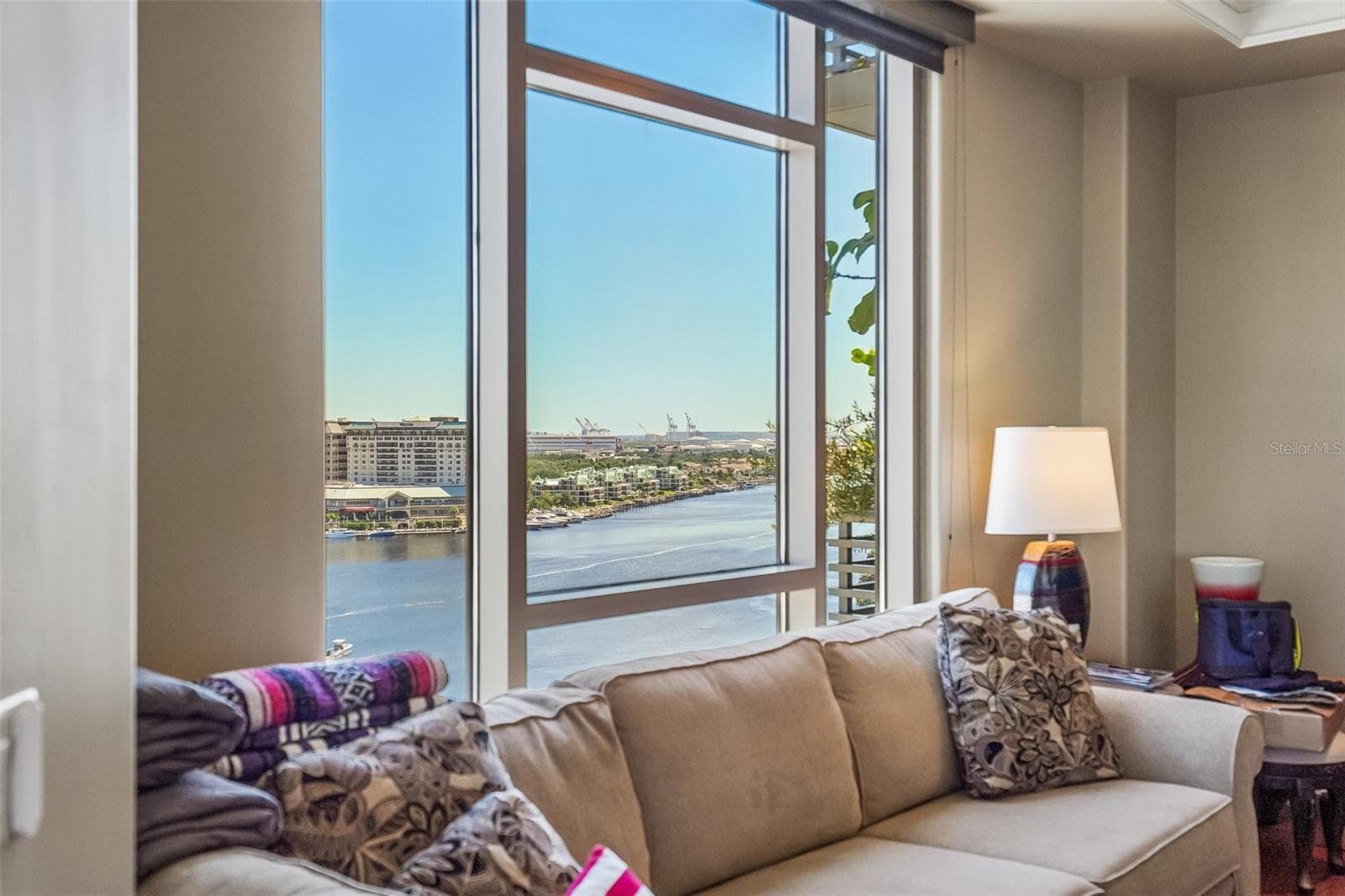 Condominium at 275 BAYSHORE BLVD #1204, TAMPA, photo 6 of 80