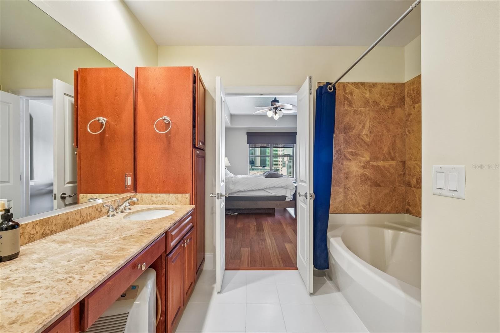 Condominium at 275 BAYSHORE BLVD #1204, TAMPA, photo 33 of 80