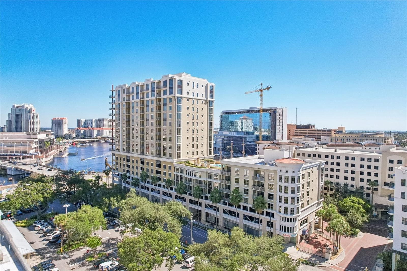 Condominium at 275 BAYSHORE BLVD #1204, TAMPA, photo 48 of 80