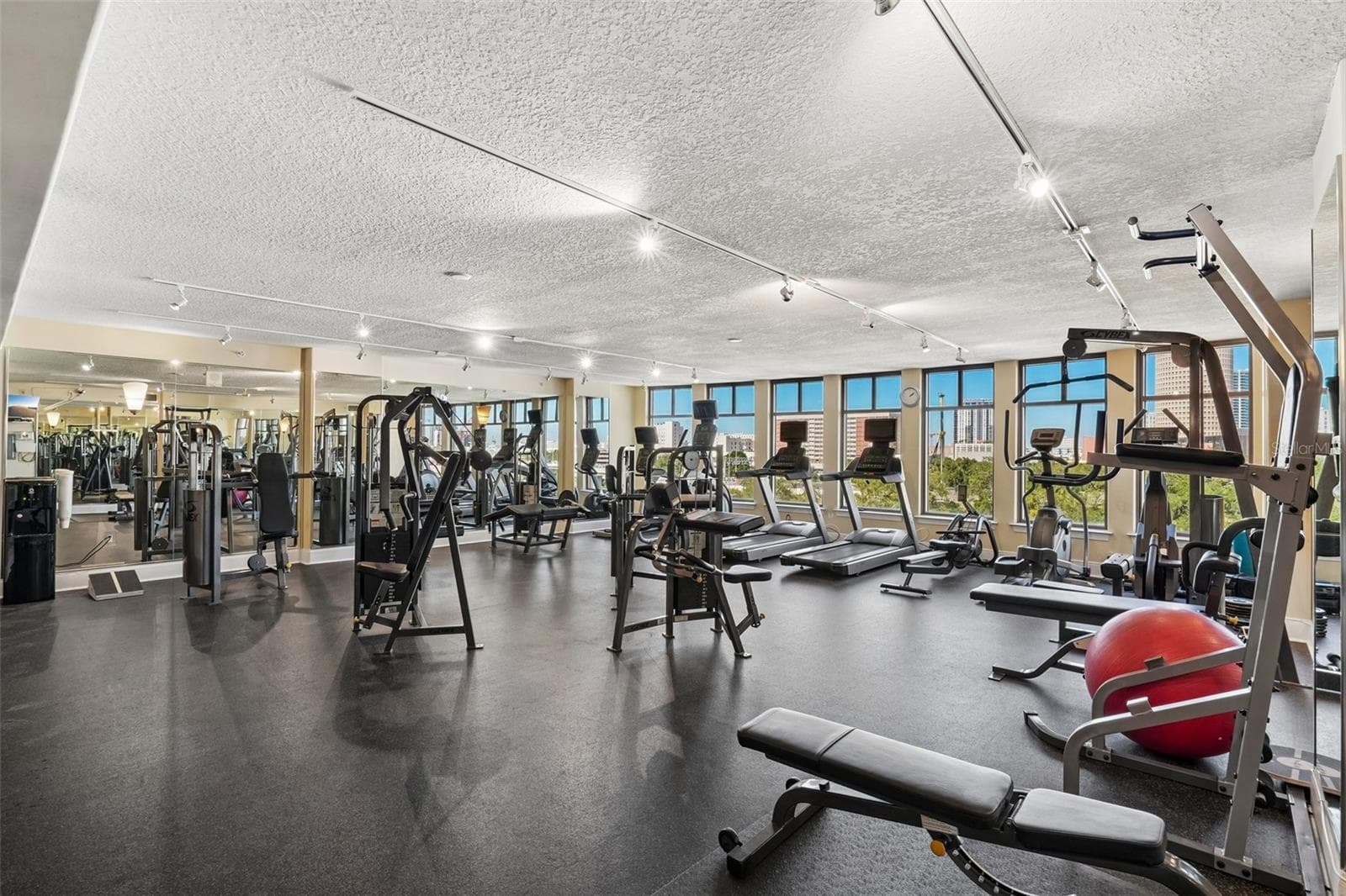 Condominium at 275 BAYSHORE BLVD #1204, TAMPA, photo 67 of 80