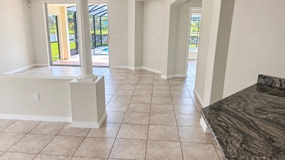 Single Family Residence at 533 EAGLE POINTE S, KISSIMMEE, photo 4 of 11