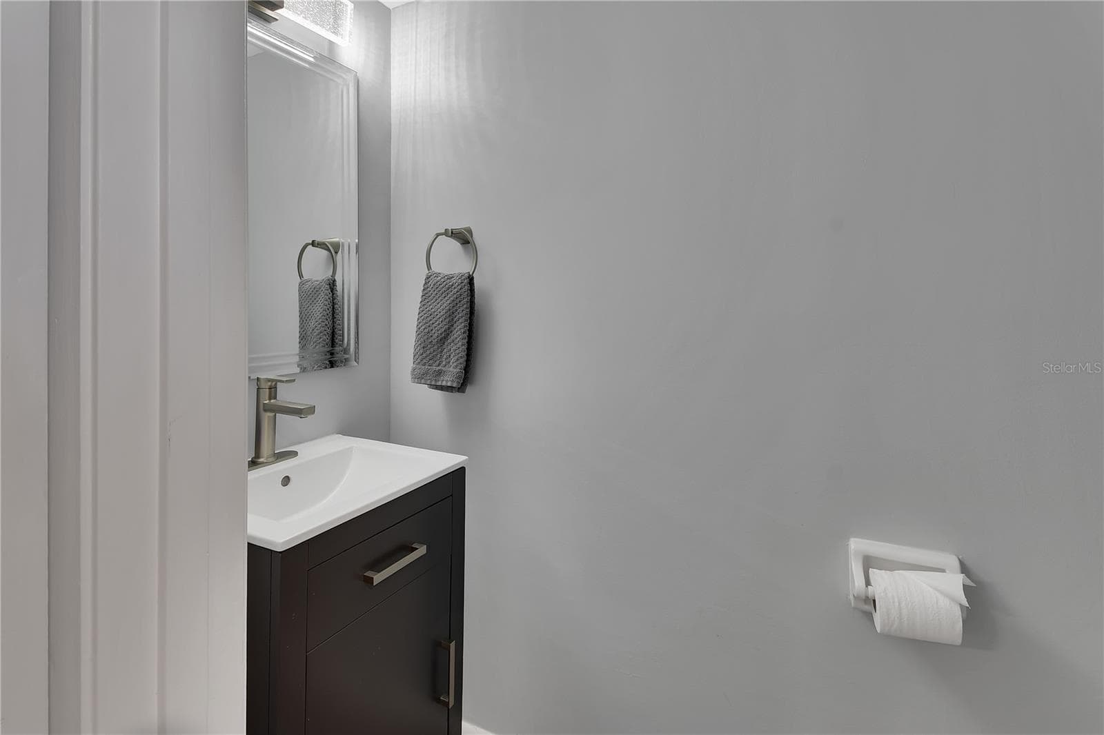 1/2 Bath 1 - 2329 RIVER RIDGE RD #13, DELAND