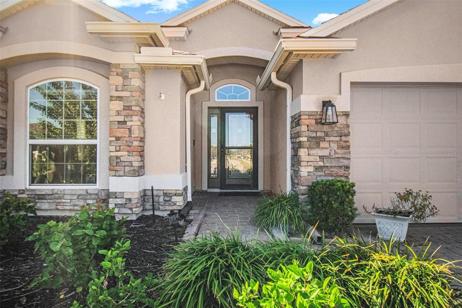 Single Family Residence at 21 ARROWHEAD DR, PALM COAST, photo 3 of 74