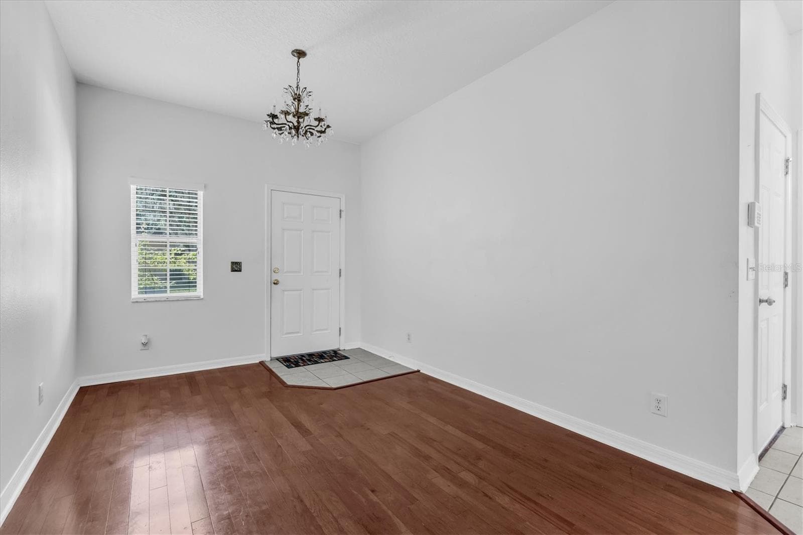 Townhouse at 10608 SHADY FALLS CT, RIVERVIEW, photo 6 of 38