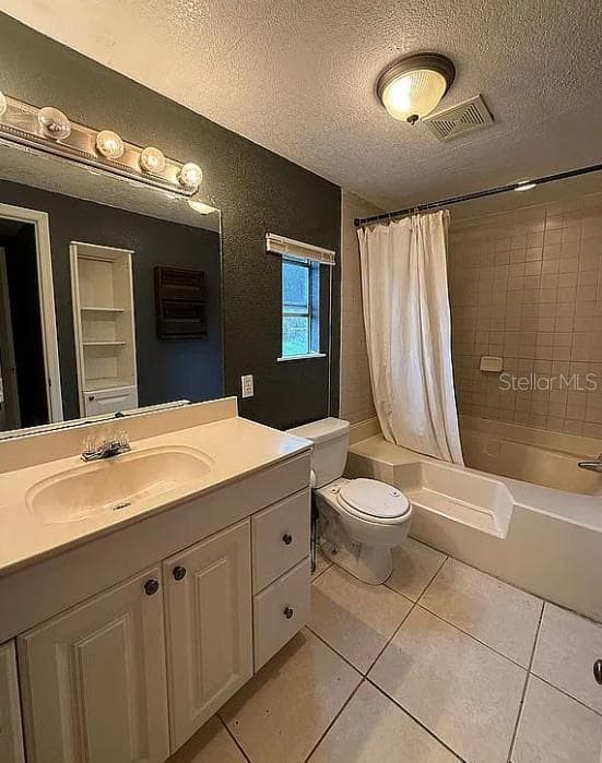 Manufactured Home at 37740 DEERWOODS DR, EUSTIS, photo 6 of 14