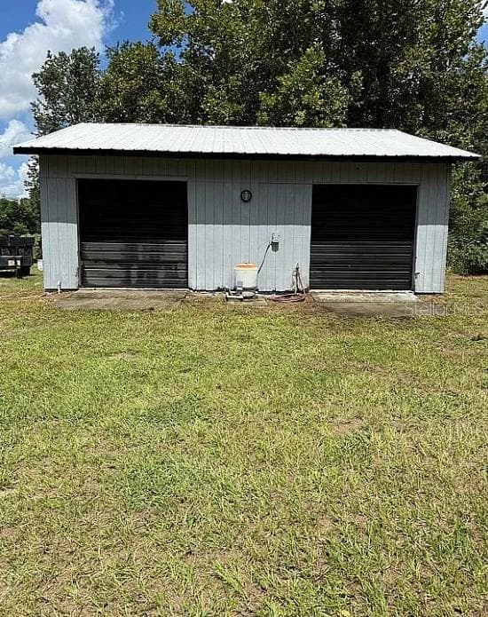 Detached 2 bay garage - 37740 DEERWOODS DR, EUSTIS