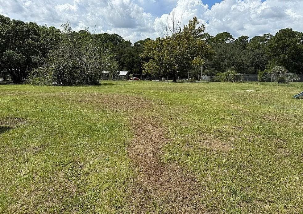 Manufactured Home at 37740 DEERWOODS DR, EUSTIS, photo 14 of 14