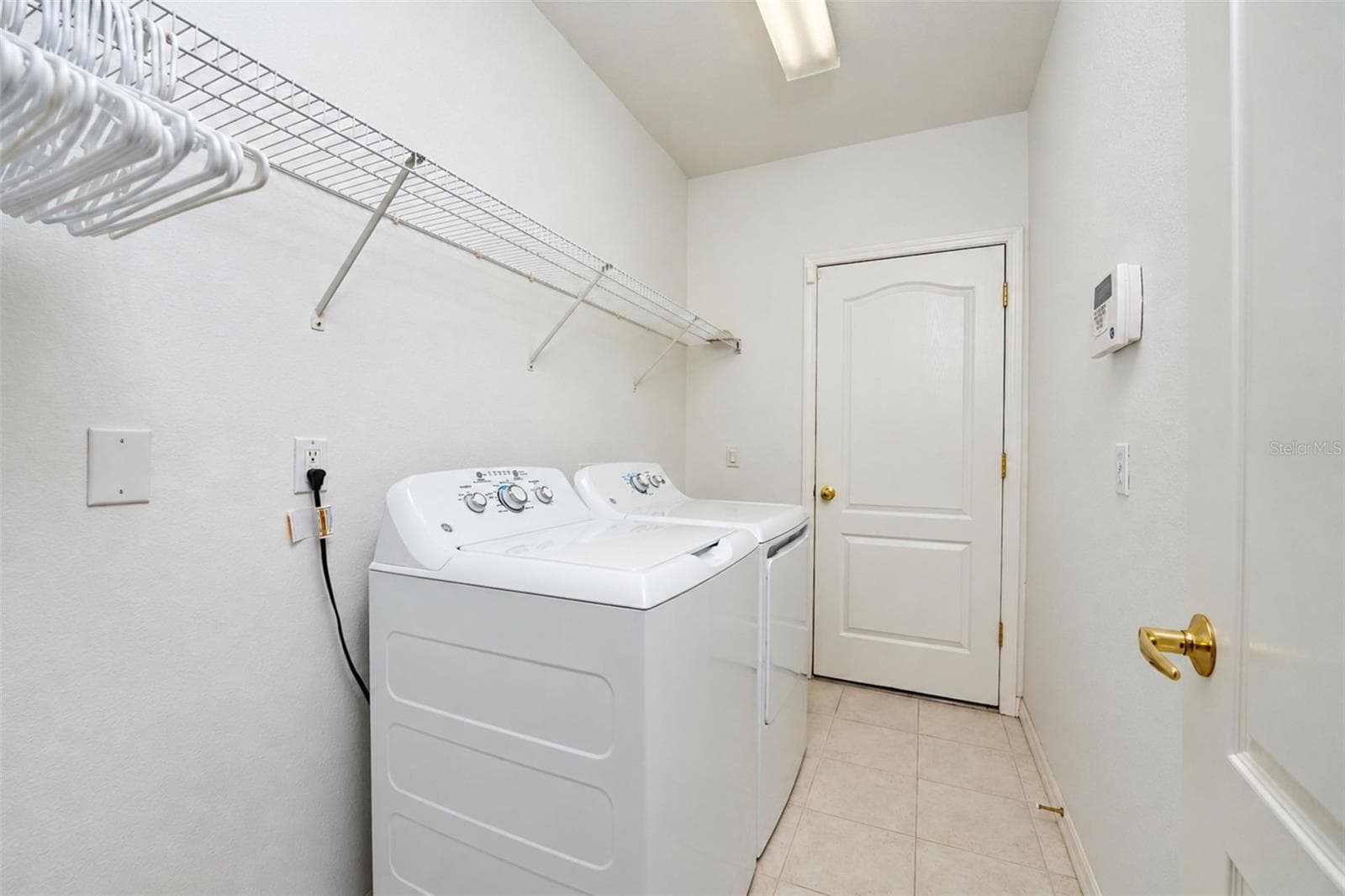 Laundry Room - 420 LEHALIS DR, ENGLEWOOD