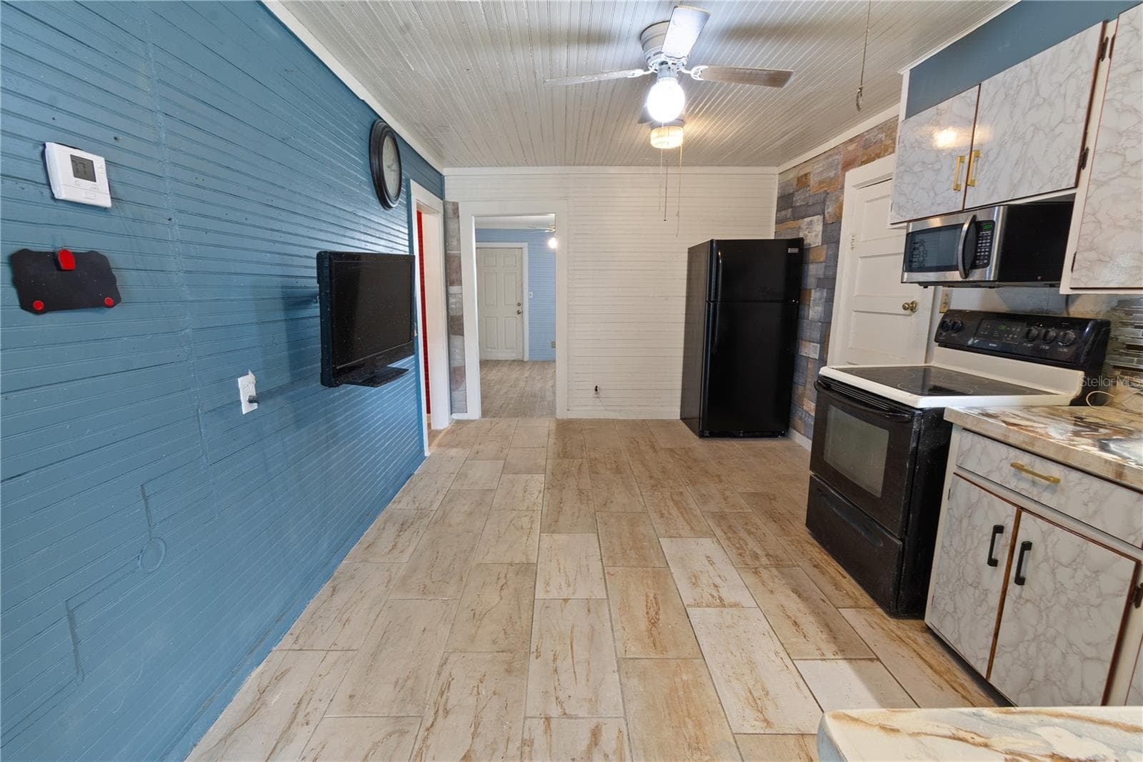 Kitchen - 403 N WETMORE ST, LAKE WALES