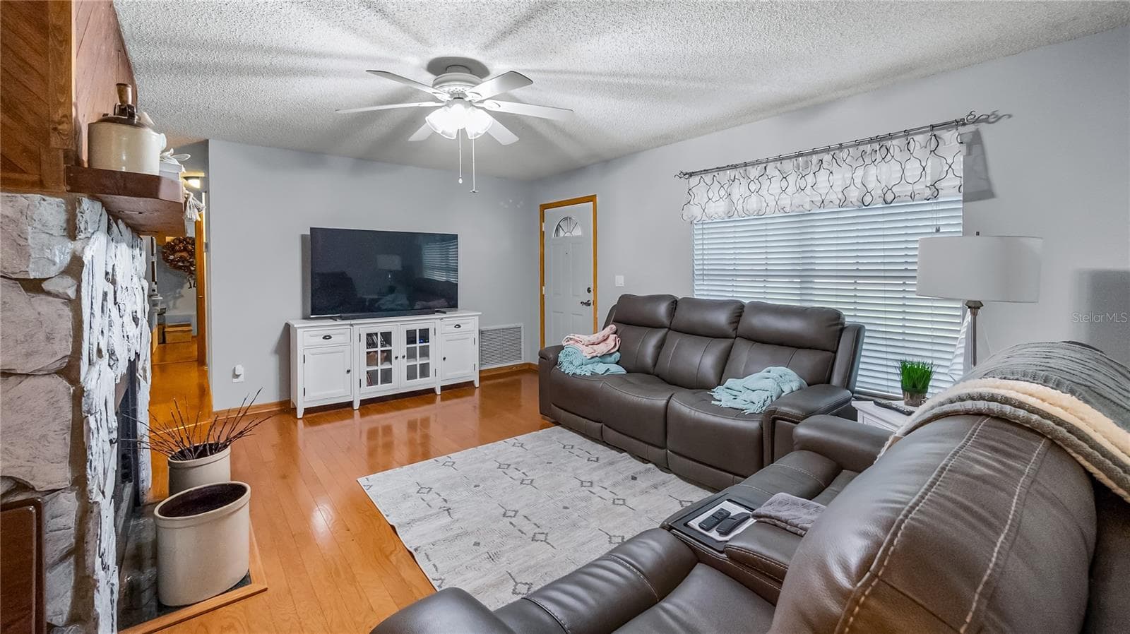 Single Family Residence at 14034 MAX HOOKS RD, CLERMONT, photo 5 of 52