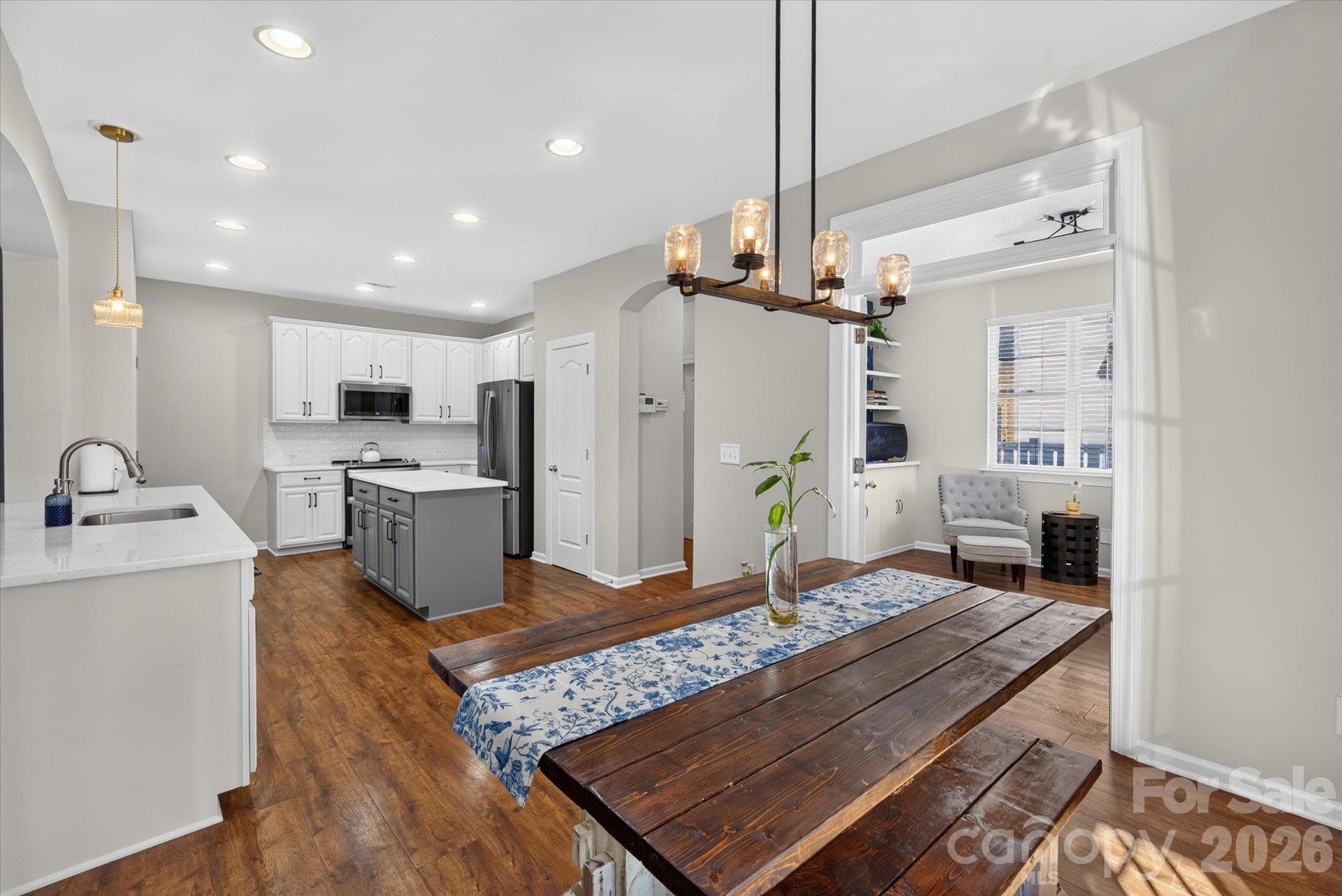Single Family Residence at 6107 Cactus Valley Road, Charlotte, photo 13 of 43