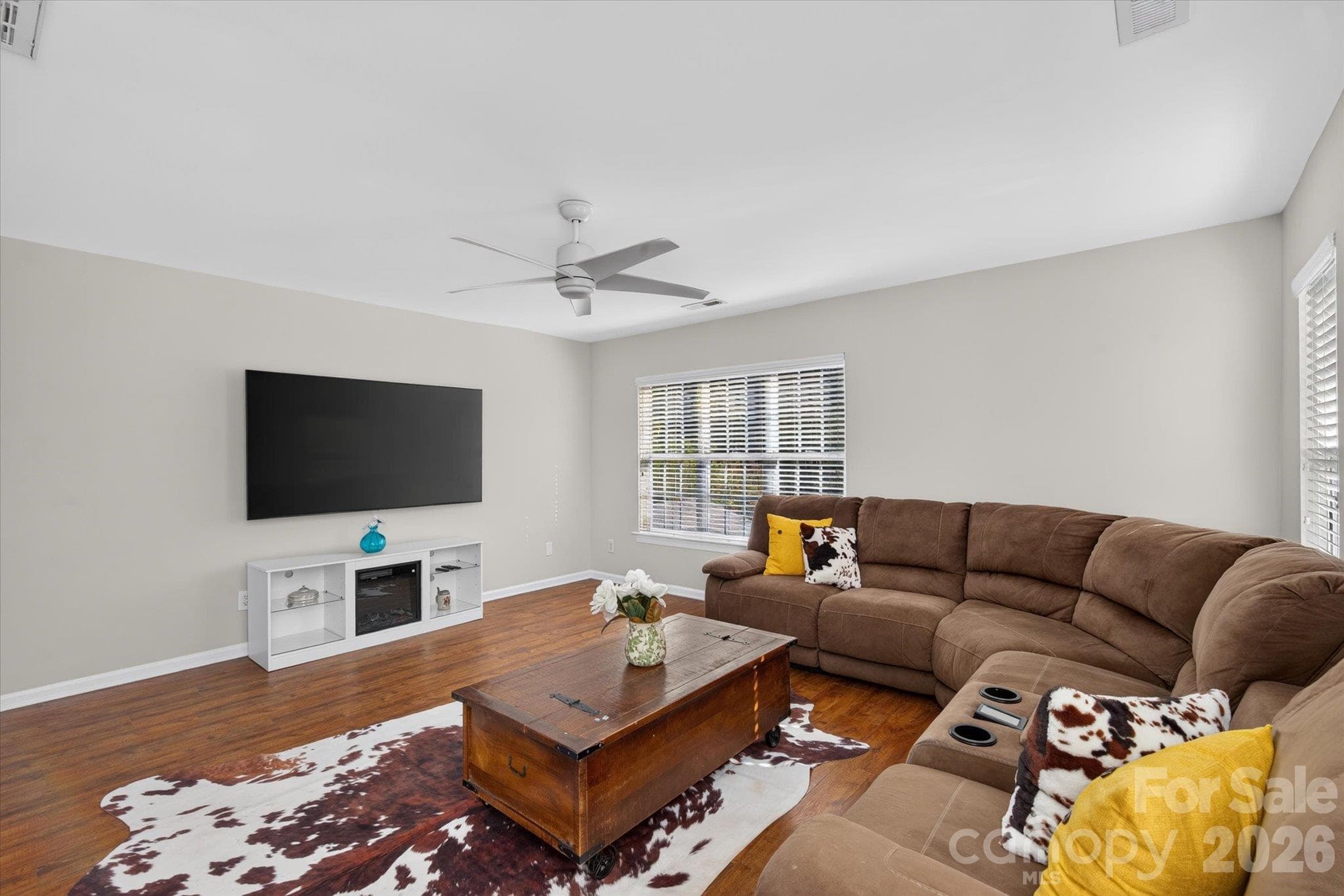 Single Family Residence at 6107 Cactus Valley Road, Charlotte, photo 23 of 43