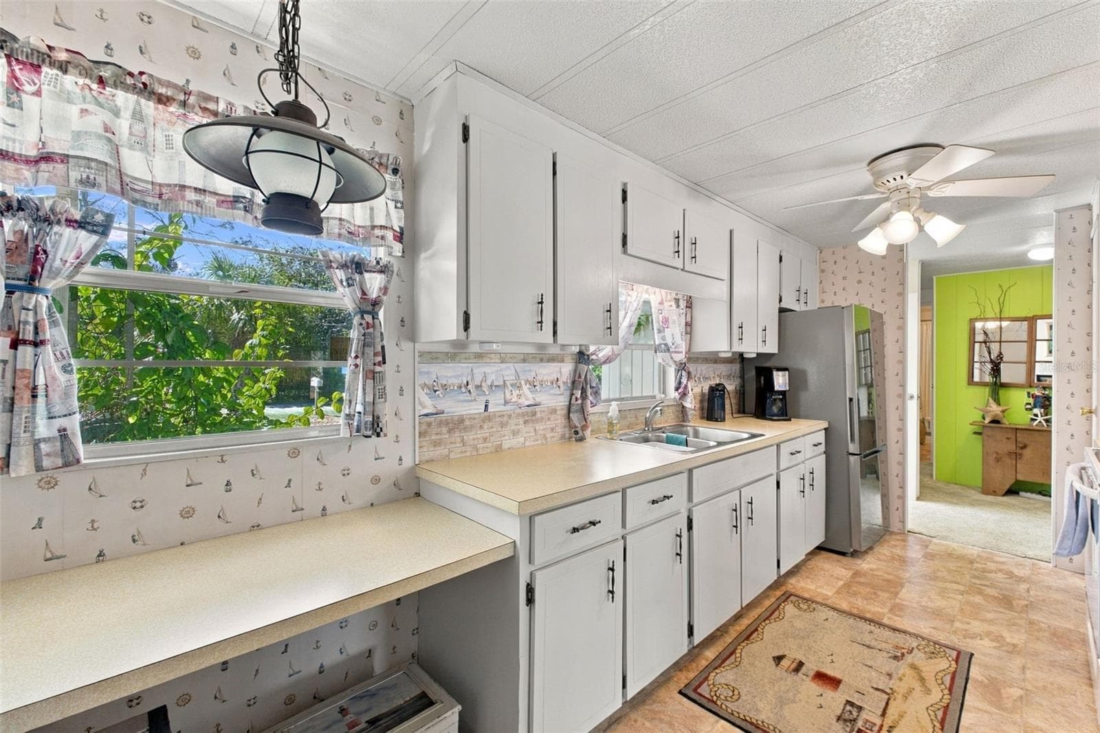 Mobile Home at 6439 THERESA AVE, WEEKI WACHEE, photo 11 of 40